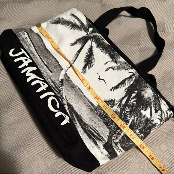 Vacation shoulder bag - palm tree beach theme tote - Picture 3 of 5